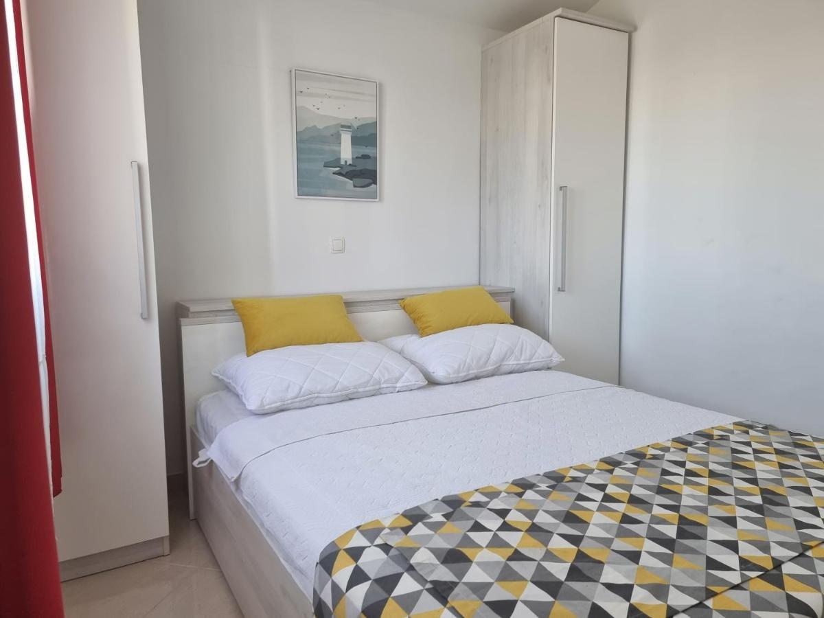 נובליה Apartments Ana מראה חיצוני תמונה