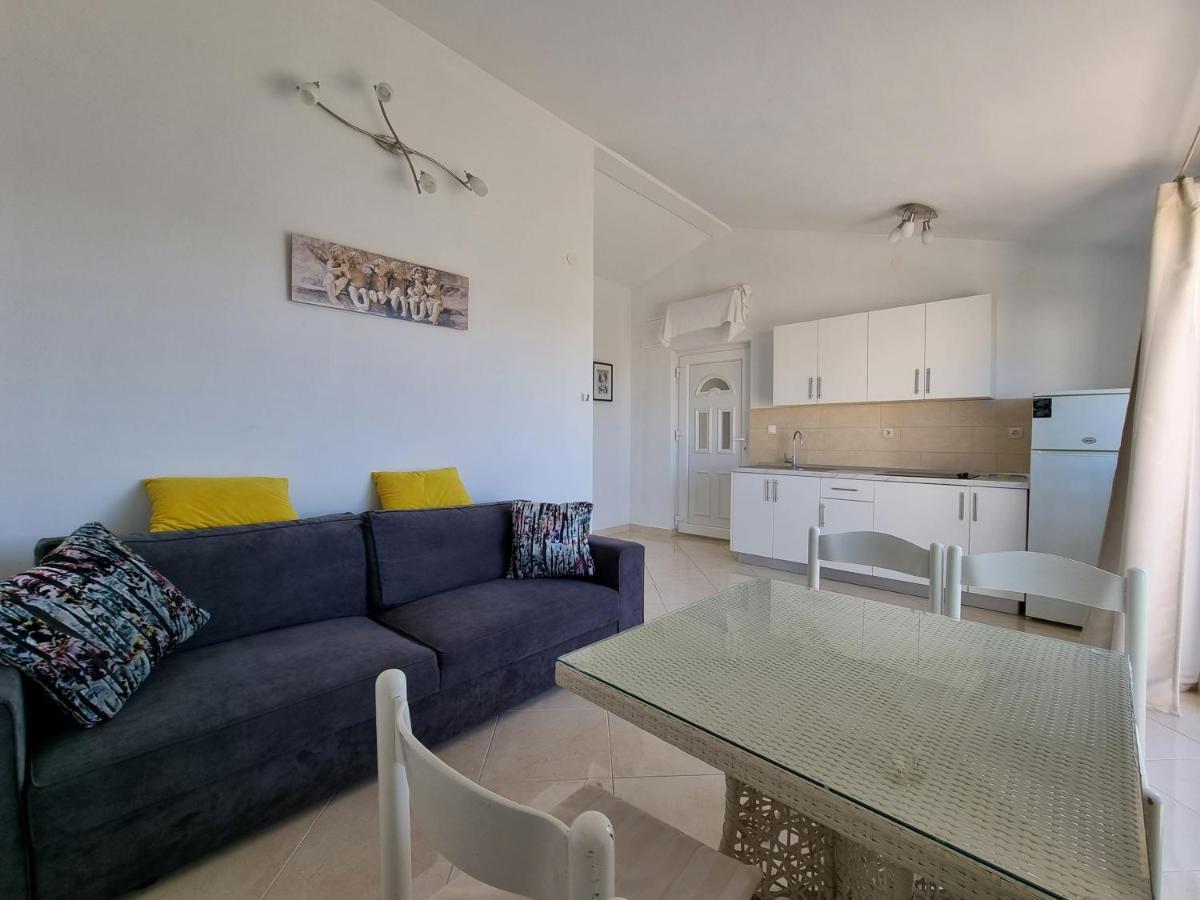 נובליה Apartments Ana מראה חיצוני תמונה