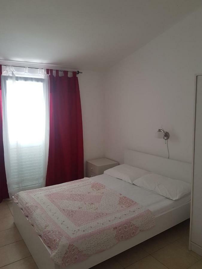 נובליה Apartments Ana מראה חיצוני תמונה